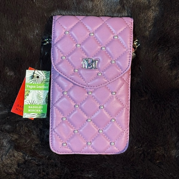 NWT Badgley Mischka Crossbody Phone Bag- Pearl Accents- Never Used​ - Picture 2 of 6